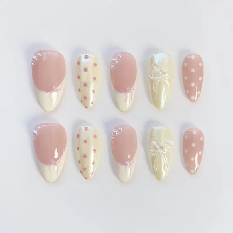 Daisy Dots